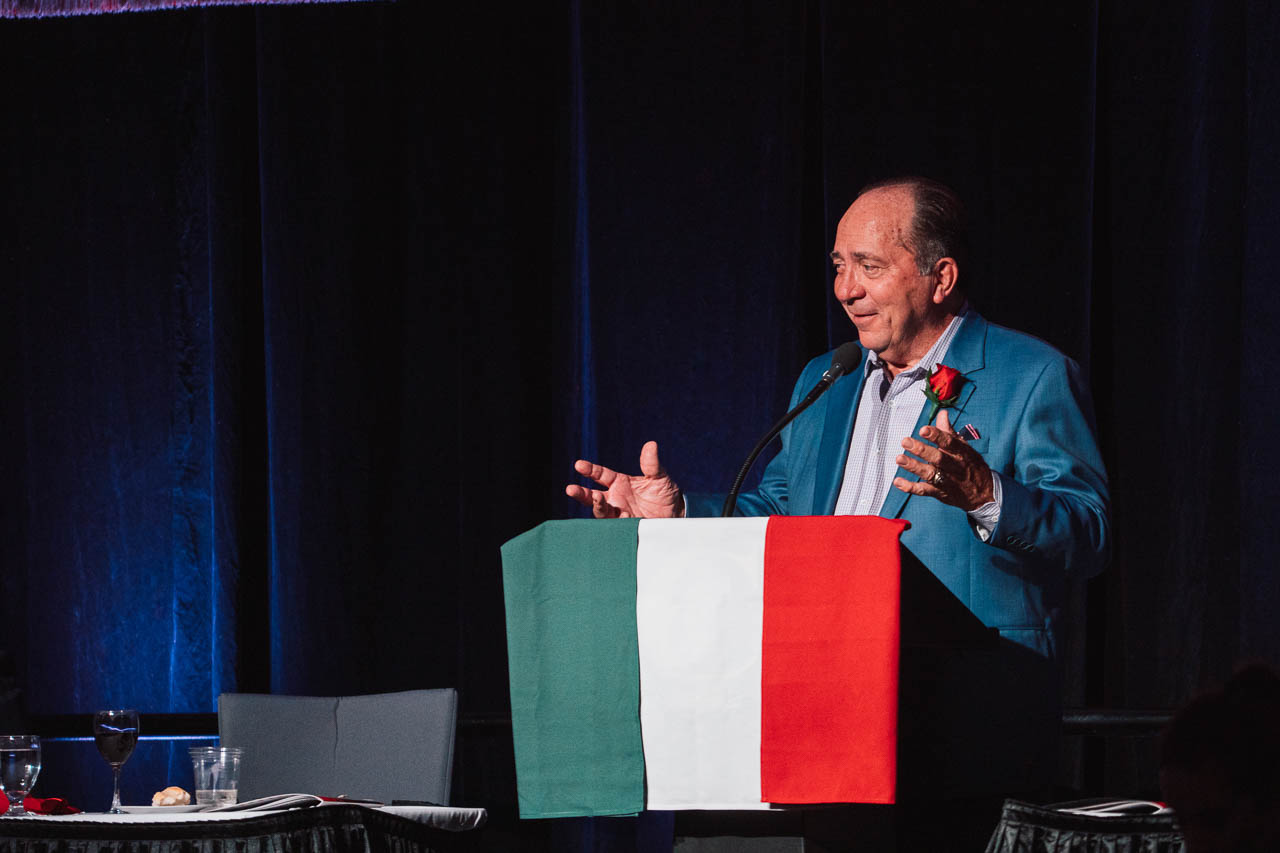 Calgary Italian Sportsman's Dinner 2019 Headliner Johnny Bench